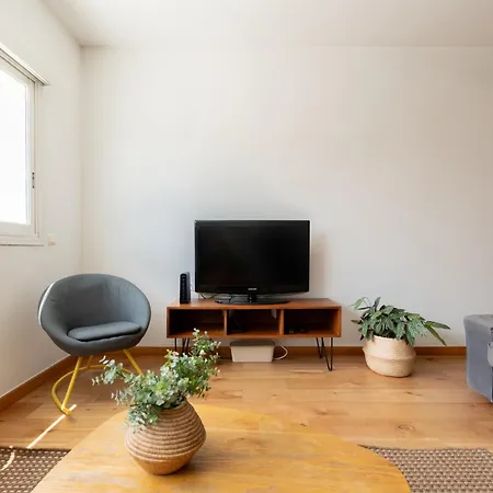 דירה Modern In Parque Nacoes *