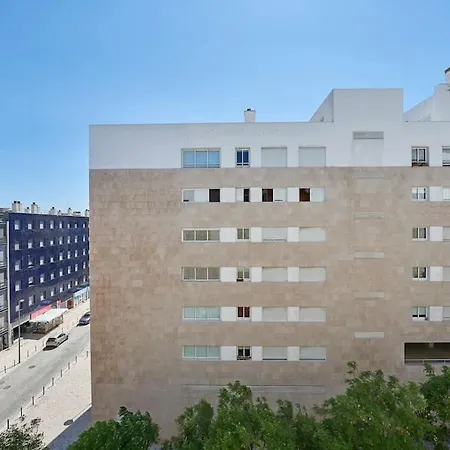 Apartment Modern In Parque Nacoes *