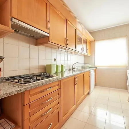 Modern In Parque Nacoes Apartment *